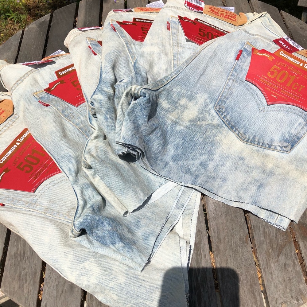 SALE! NWT Levi’s 501 Cutoff High Waisted Shorts - Picture 5 of 7